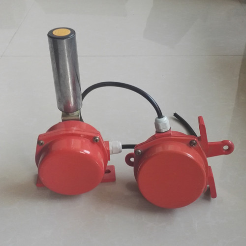 拉繩跑偏開關.jpg 拉繩跑偏開關.jpg